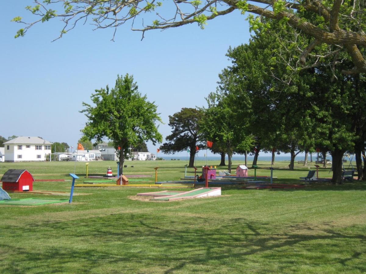 Quinby Virginia Landing Camping Resort Cabin 2 מראה חיצוני תמונה